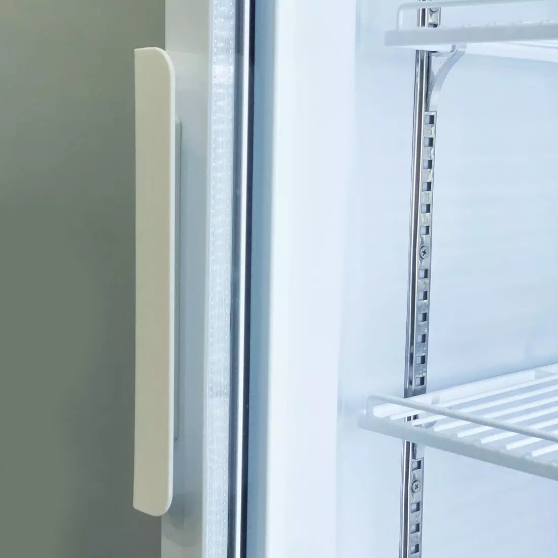 Thermaster Single Glass Door Colourbond Upright Drink Fridge LG-370P