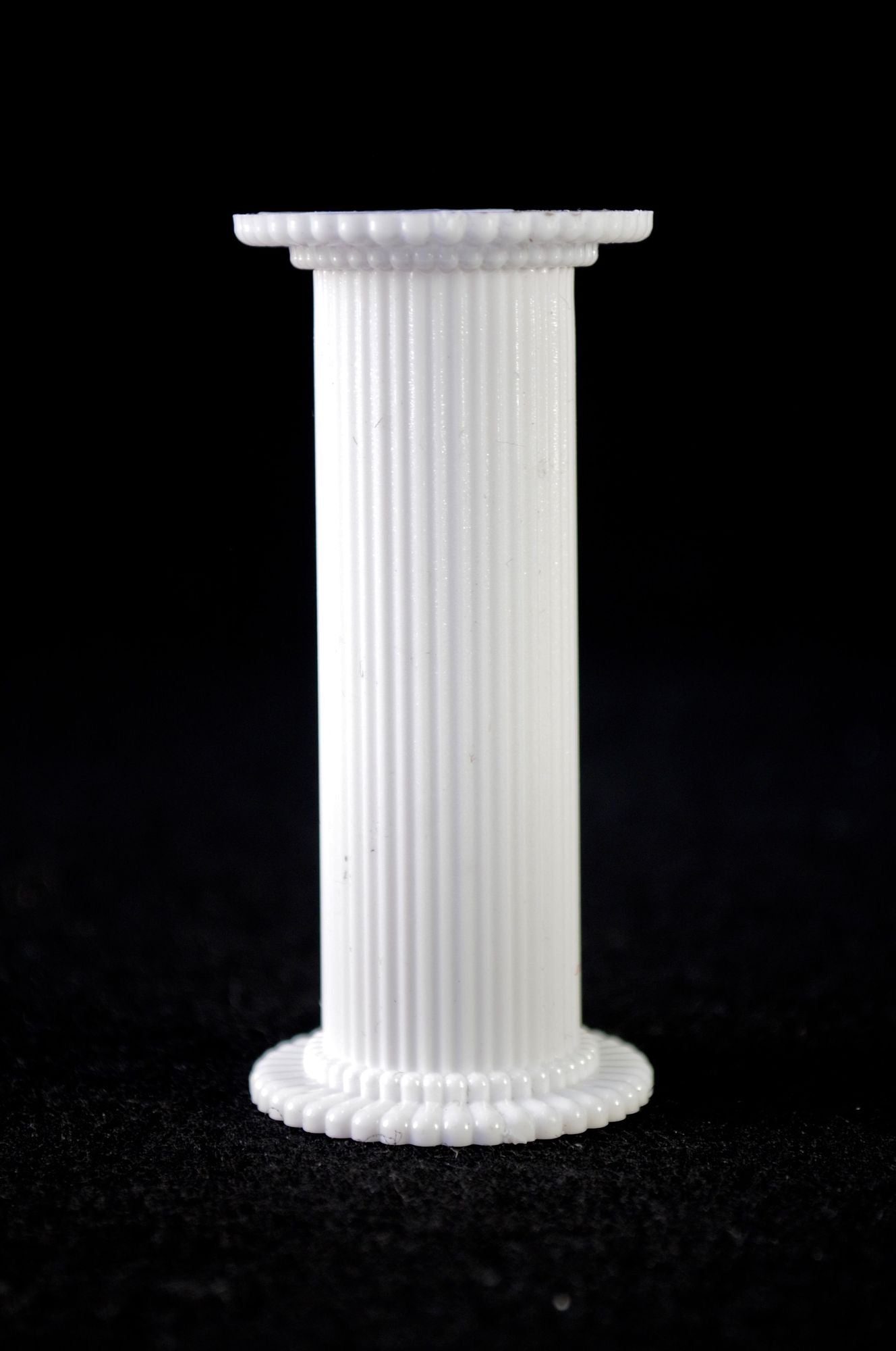 Round Fine Fluted White Pillar 75mm - Cafe Supply