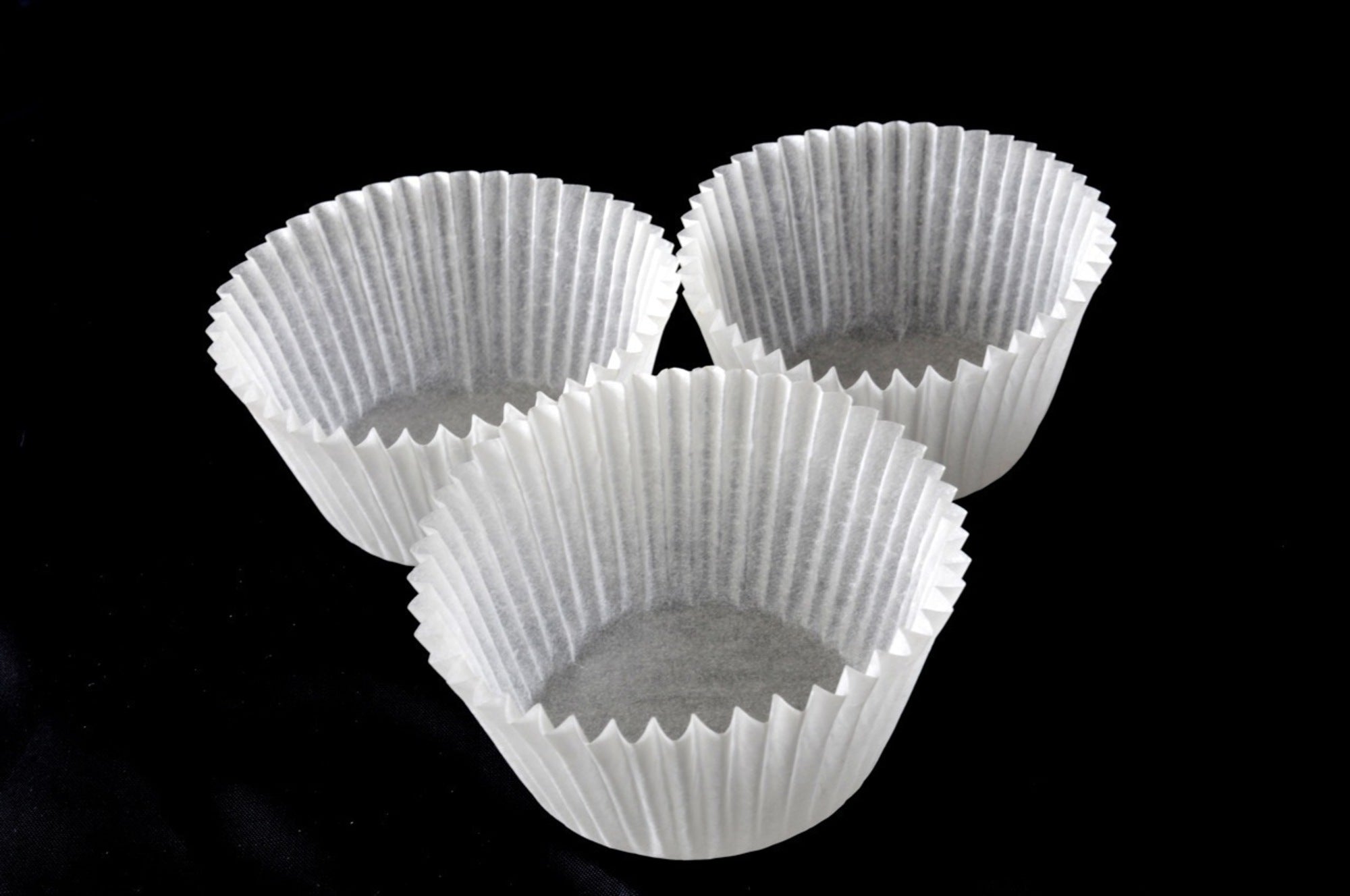 Standard Paper Cases Off White 50x35mm (500) - Cafe Supply
