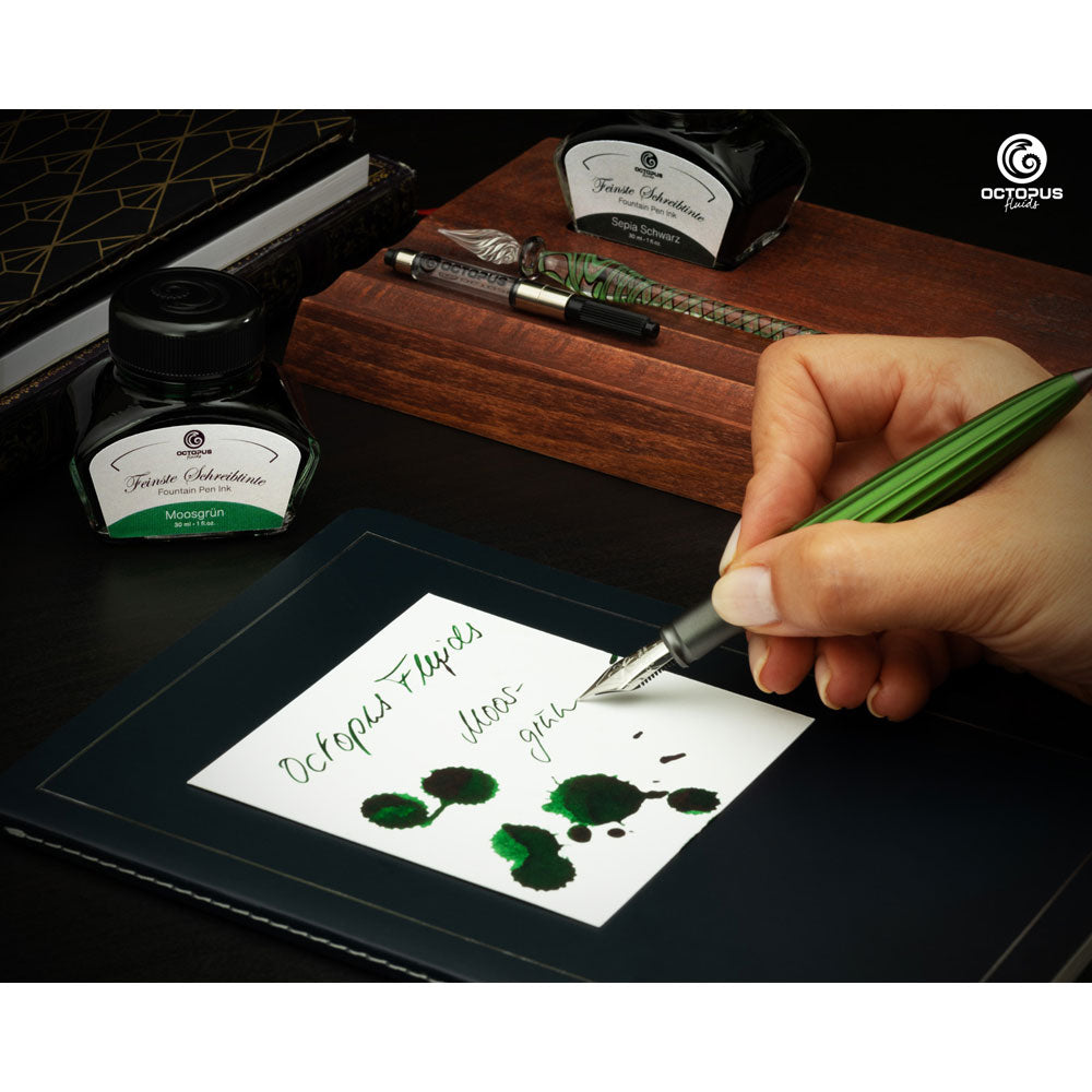 Octopus Fluids Fountain Pen Ink Moss Green (Moosgrun) 30ml