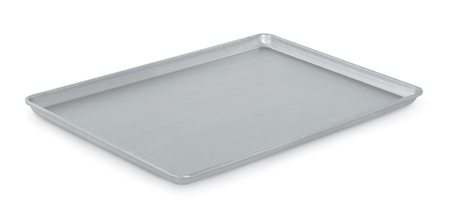 Full-size Wear-Ever® heavy-duty aluminum sheet pan with natural finish