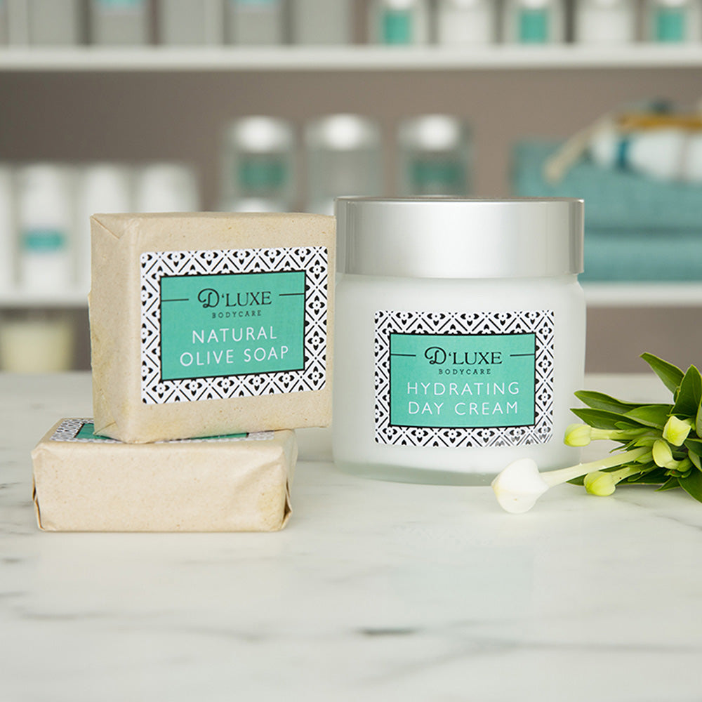 Avery Label L7109 Rectangular White Glossy 18up 10 Sheets 62x42mm - Cafe Supply