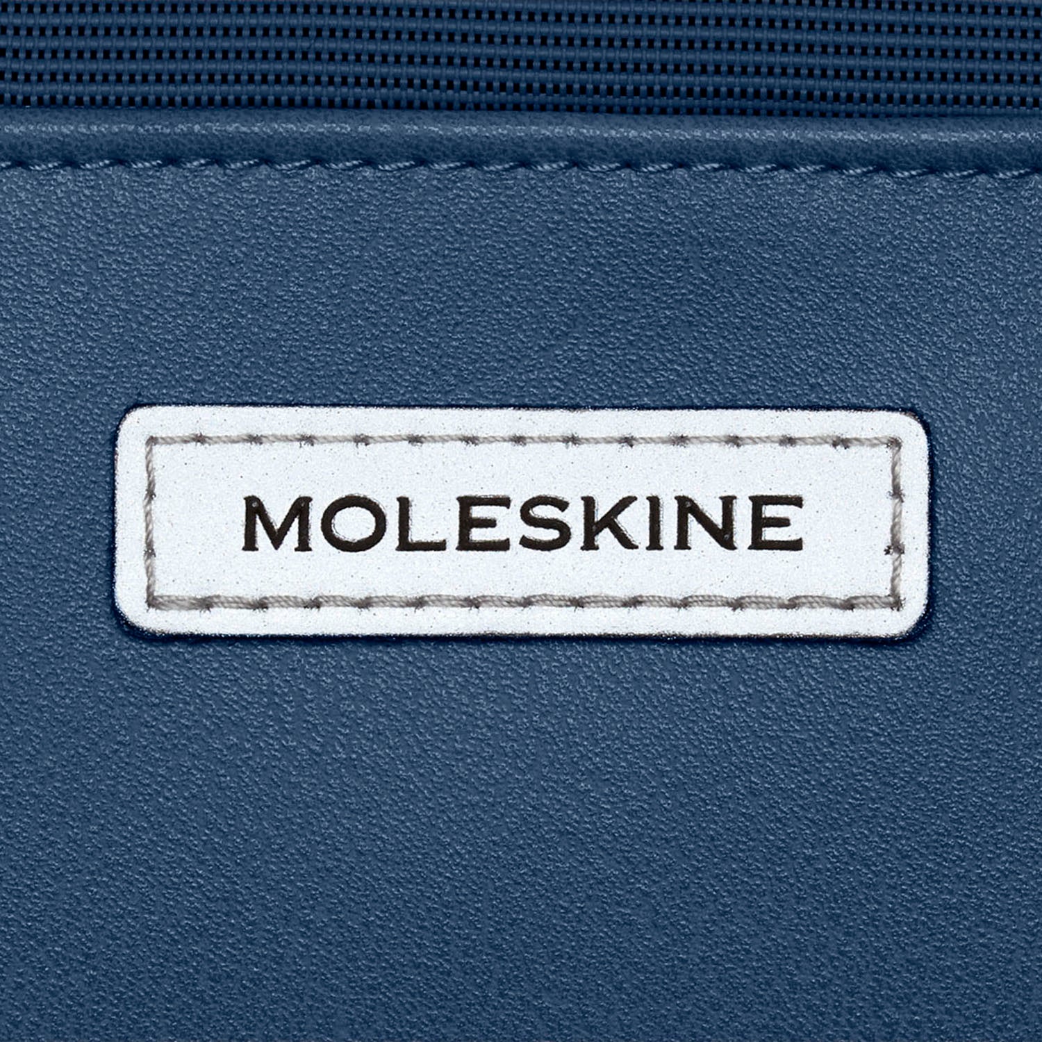 Moleskine Metro Device Bag Vertical Sapphire Blue - Cafe Supply