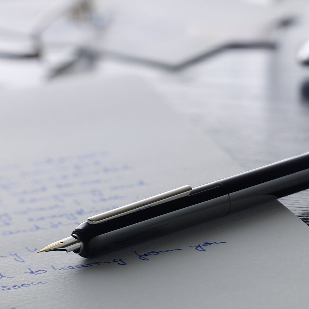 Lamy Dialogue Fountain Pen Piano White (074) - Cafe Supply