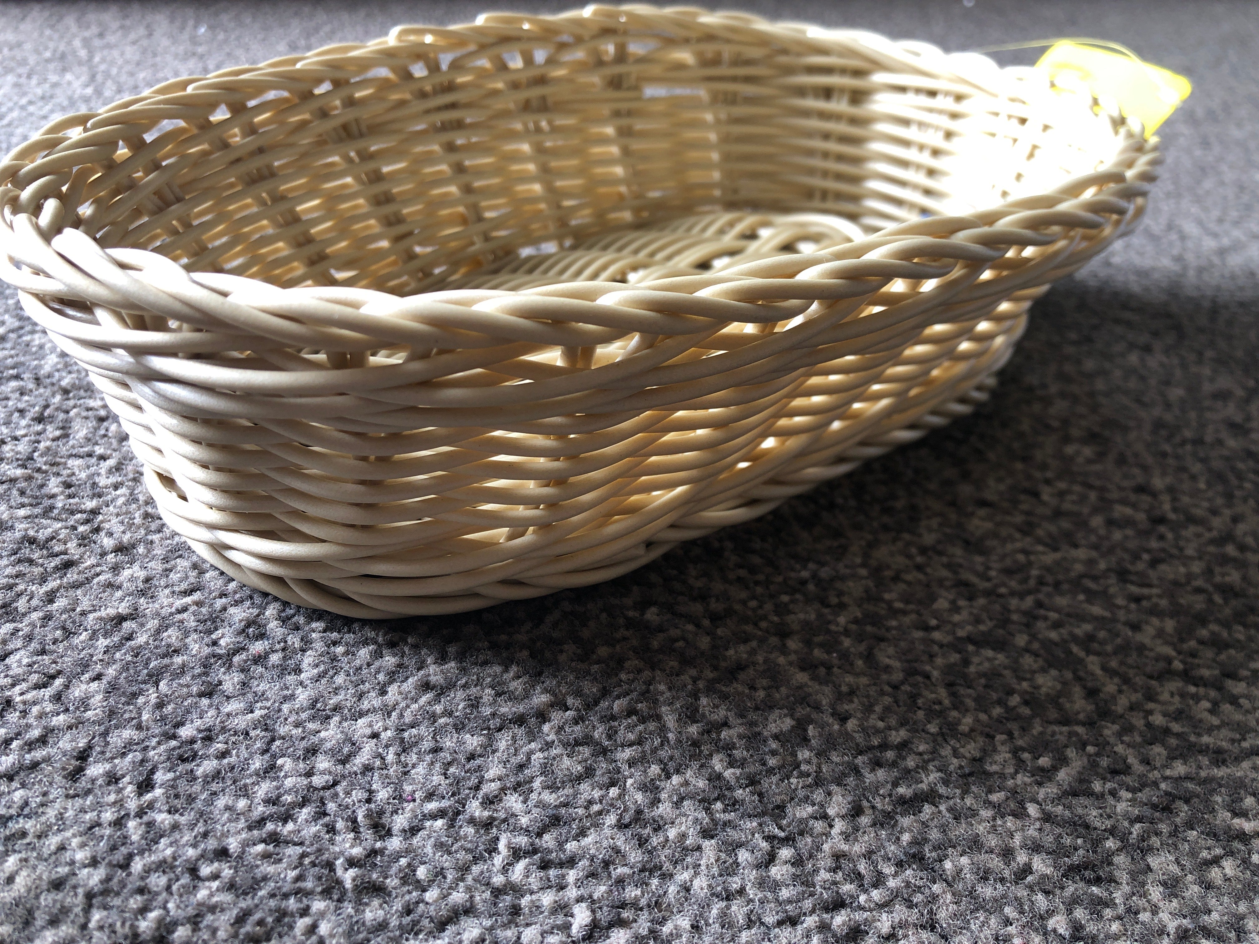 Oval basket