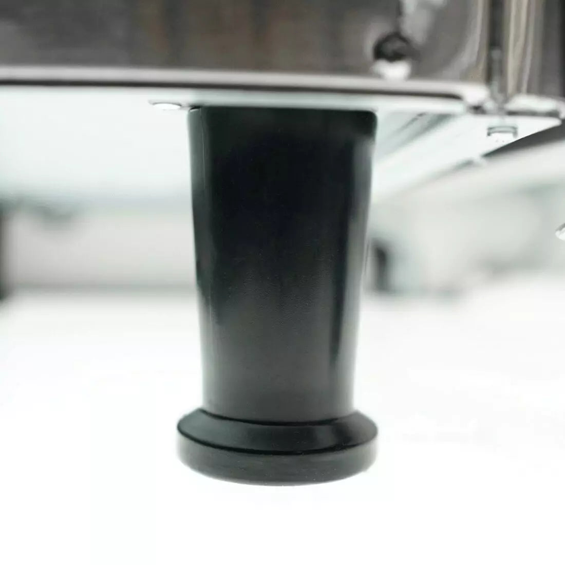 SN-25C Underbench Bullet Ice Maker - 25kg Capacity for High Hardness Ice Production