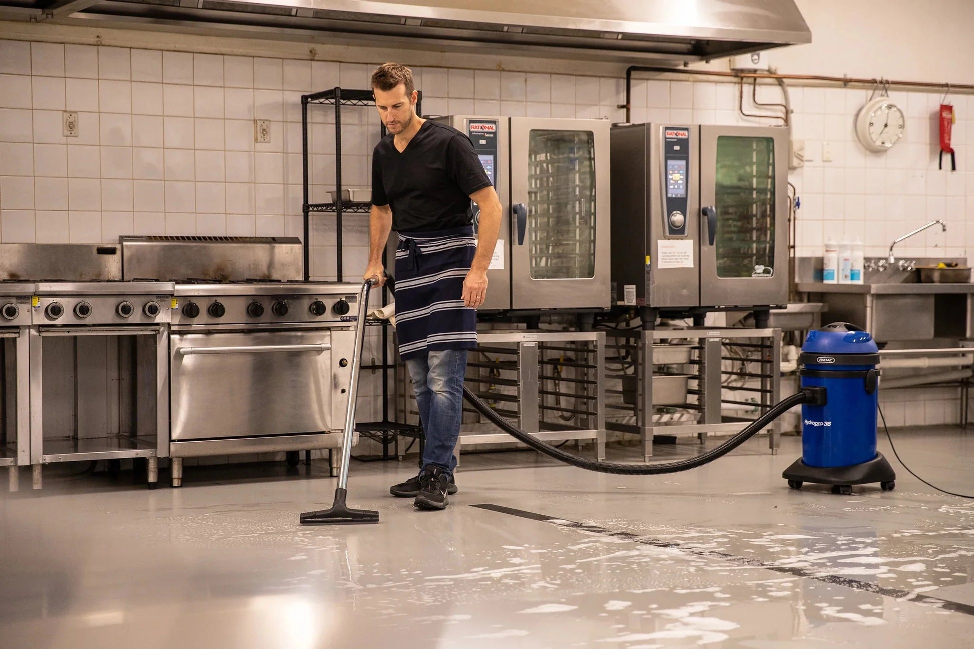 PACVAC HYDROPRO 36L WET & DRY VACUUM CLEANER - Cafe Supply